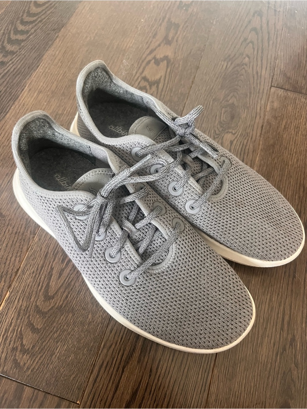 Allbirds sneakers - size 9